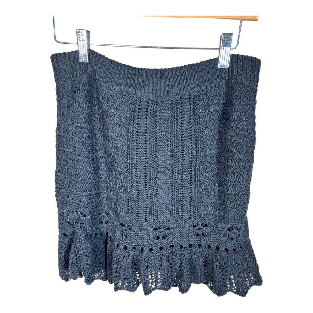ANTHROPOLOGIE BLACK CROCHET SKIRT‎